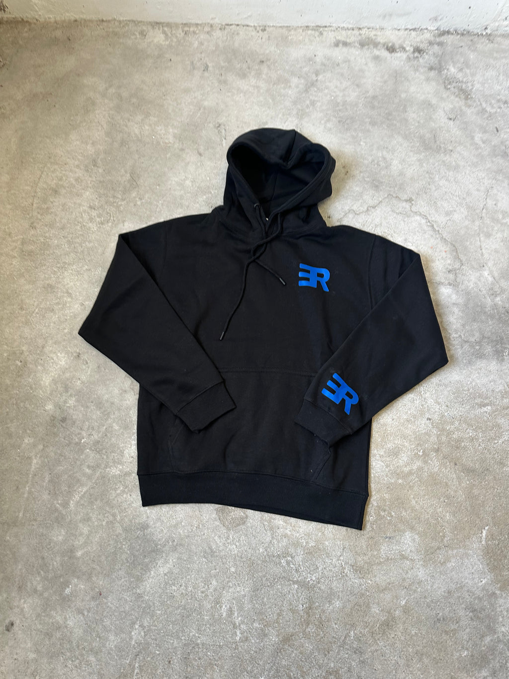 ER pullover Hoodie ( Wit Strings)
