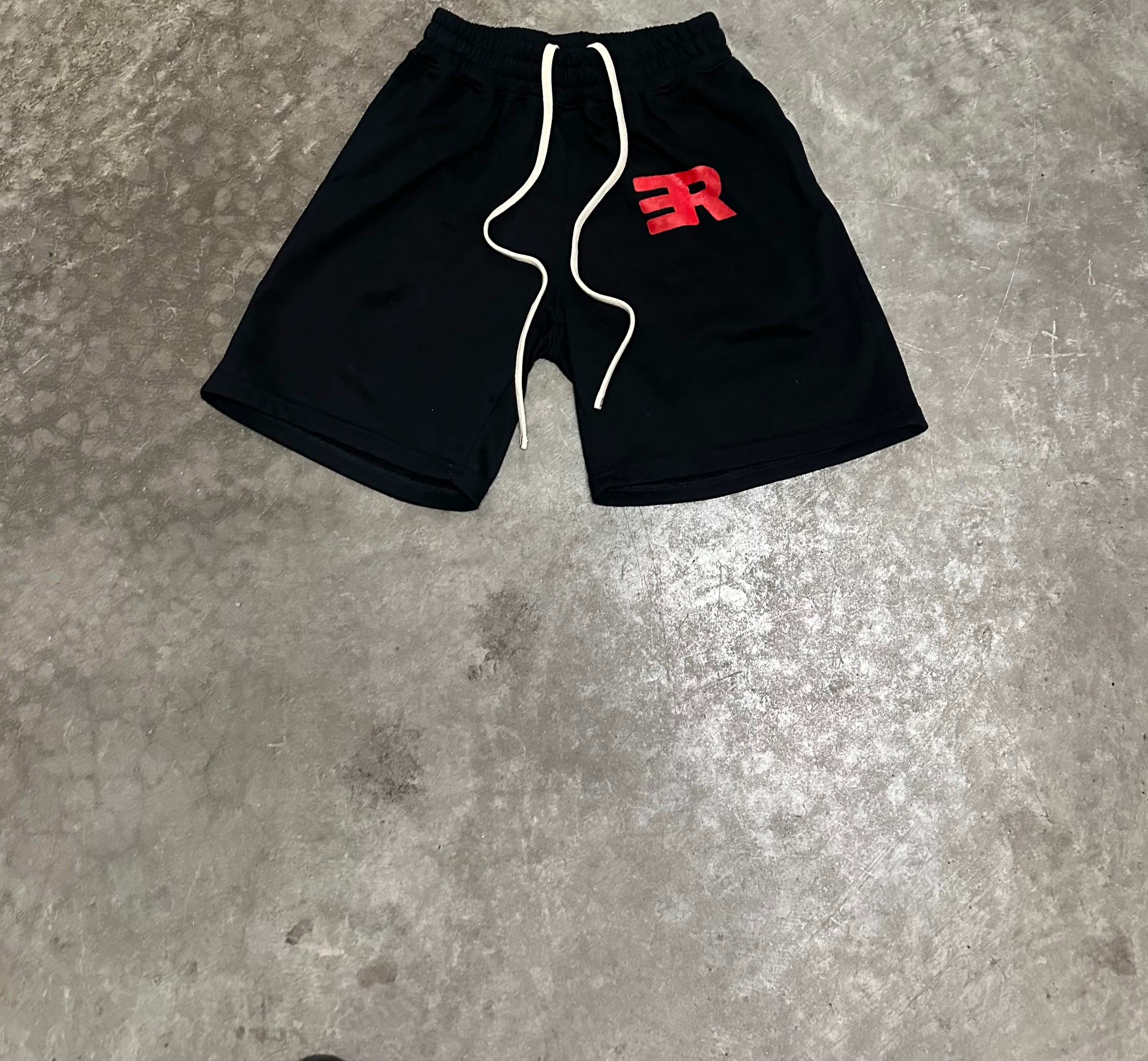 ER shorts
